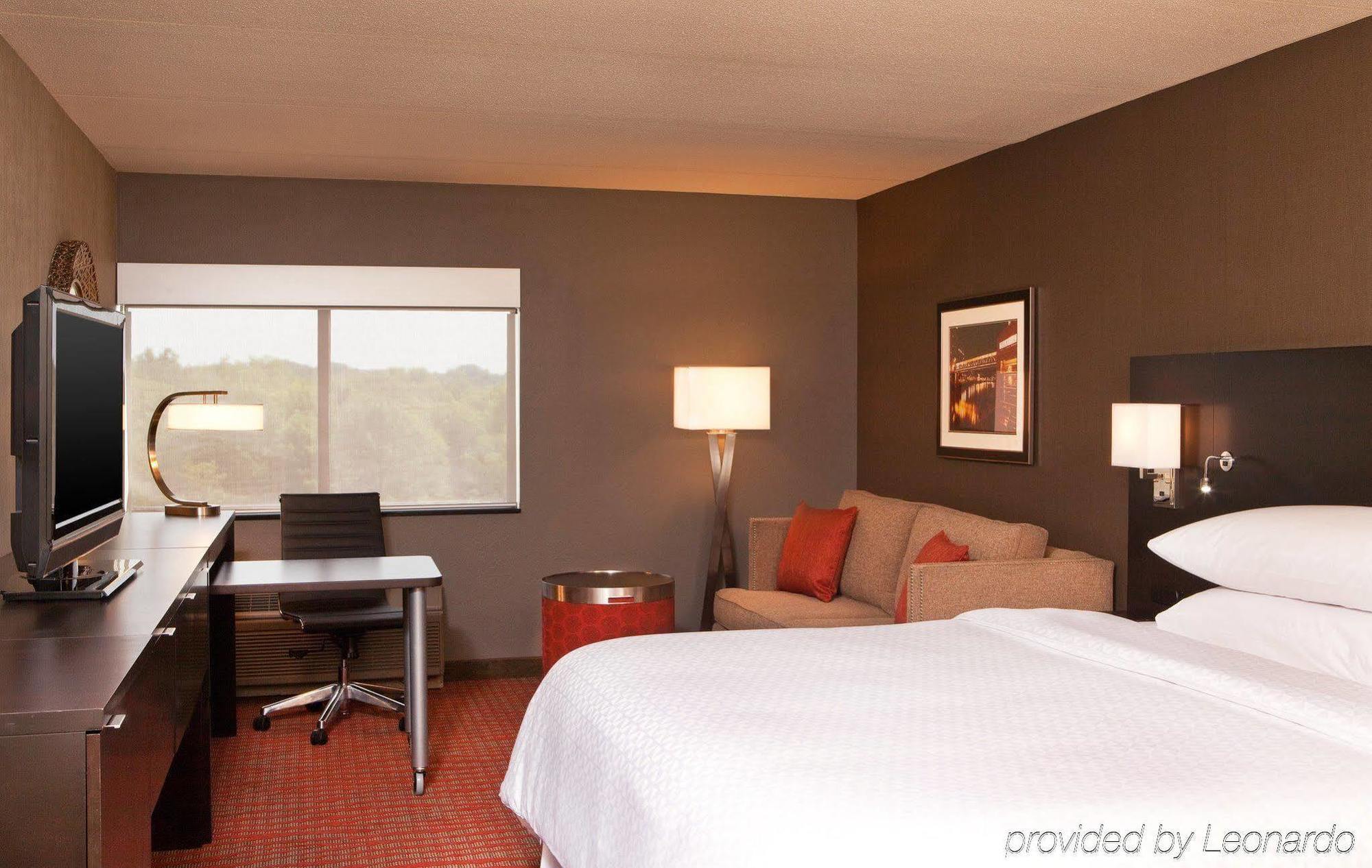 Four Points By Sheraton Milwaukee North Shore Brown Deer Exterior foto